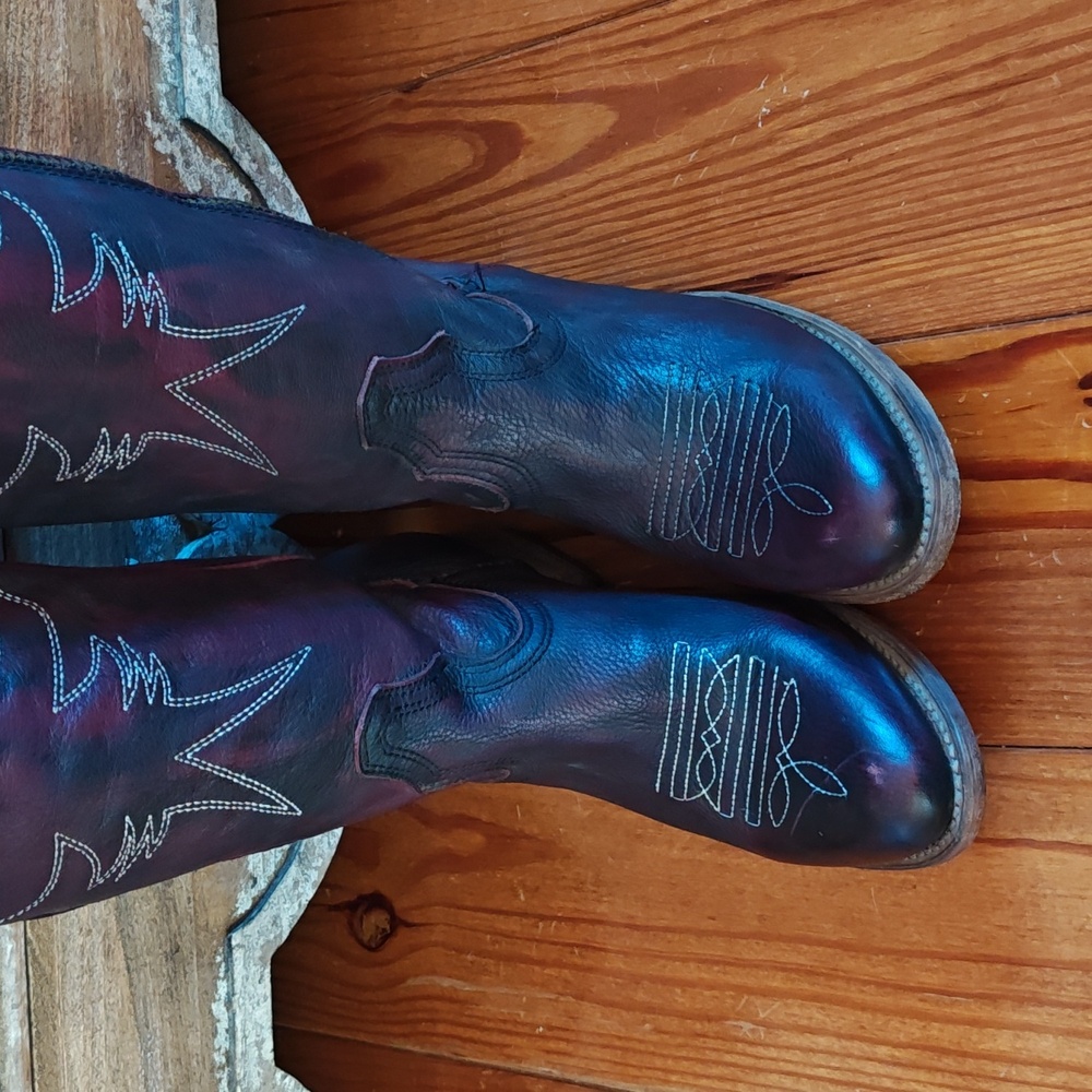 Freebird Whisper Boots - Picture 2 of 5